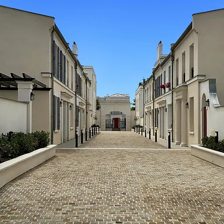 Modern Near Disneyland Paris Apartment *